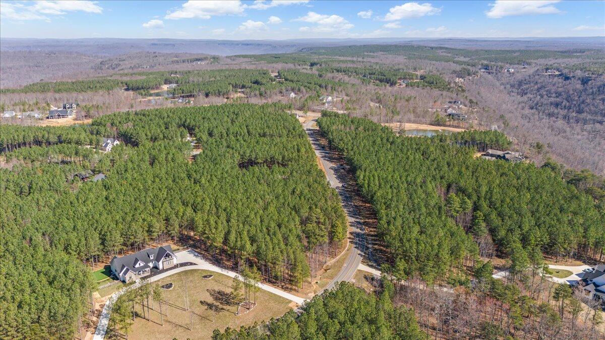 3940 Crockett Point, Unit JF222 Jasper, TN 37347 - Photo 10 of 16 8-DJI_20250312104411_0216_D