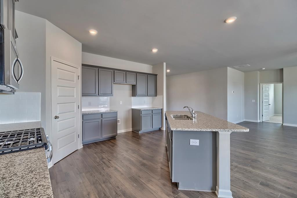 6134 Vermilion Loop Road Graniteville, SC 29829 - Photo 5 of 31