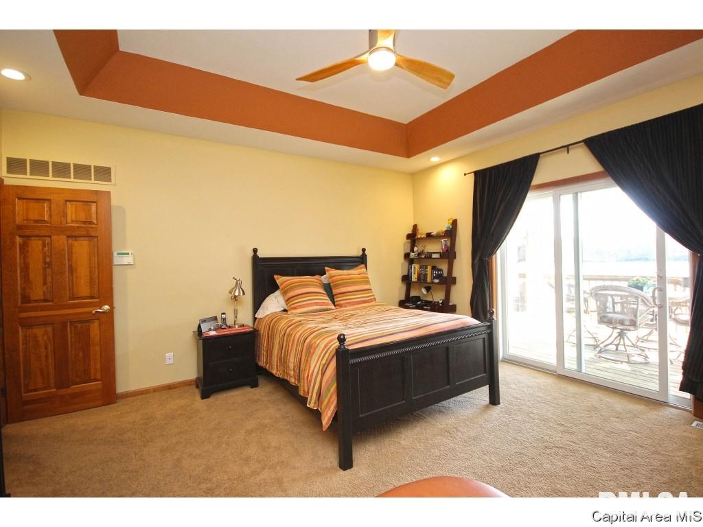 62 West Fairview Lane Springfield, IL 62711 - Photo 12 of 36 Gallery Image 12