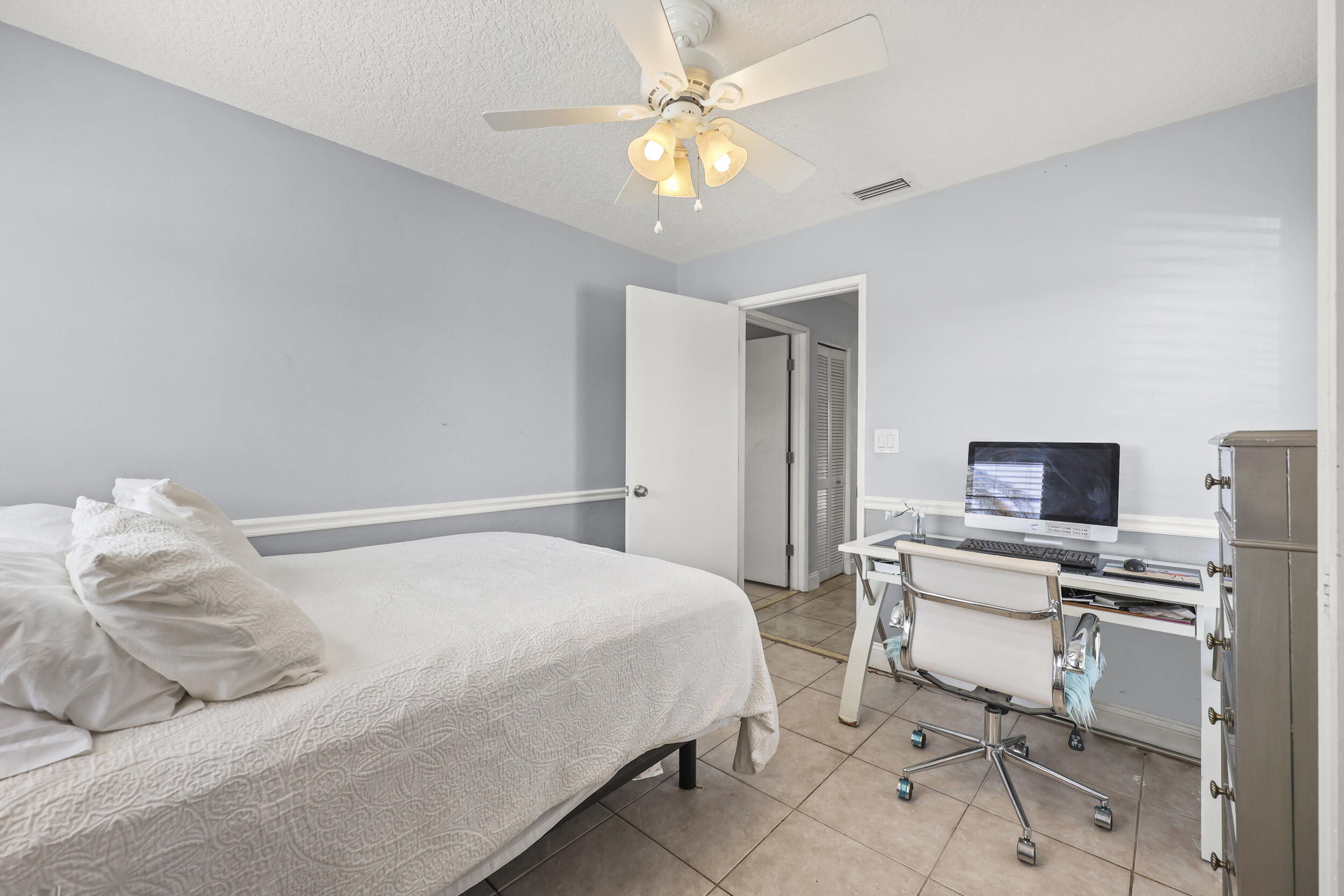 21059 Rustlewood Avenue Boca Raton, FL 33428 - Photo 24 of 43 13_453a8012