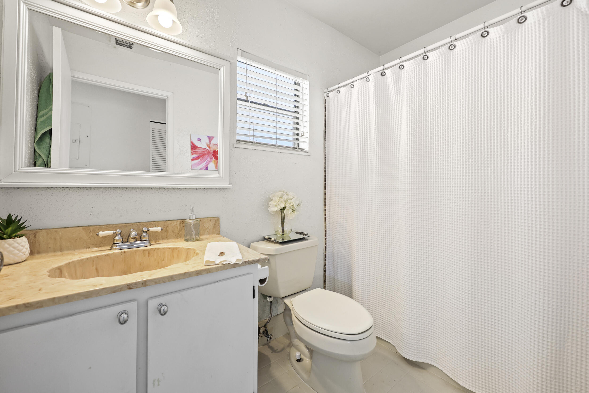 21059 Rustlewood Avenue Boca Raton, FL 33428 - Photo 28 of 43 33_453a8042