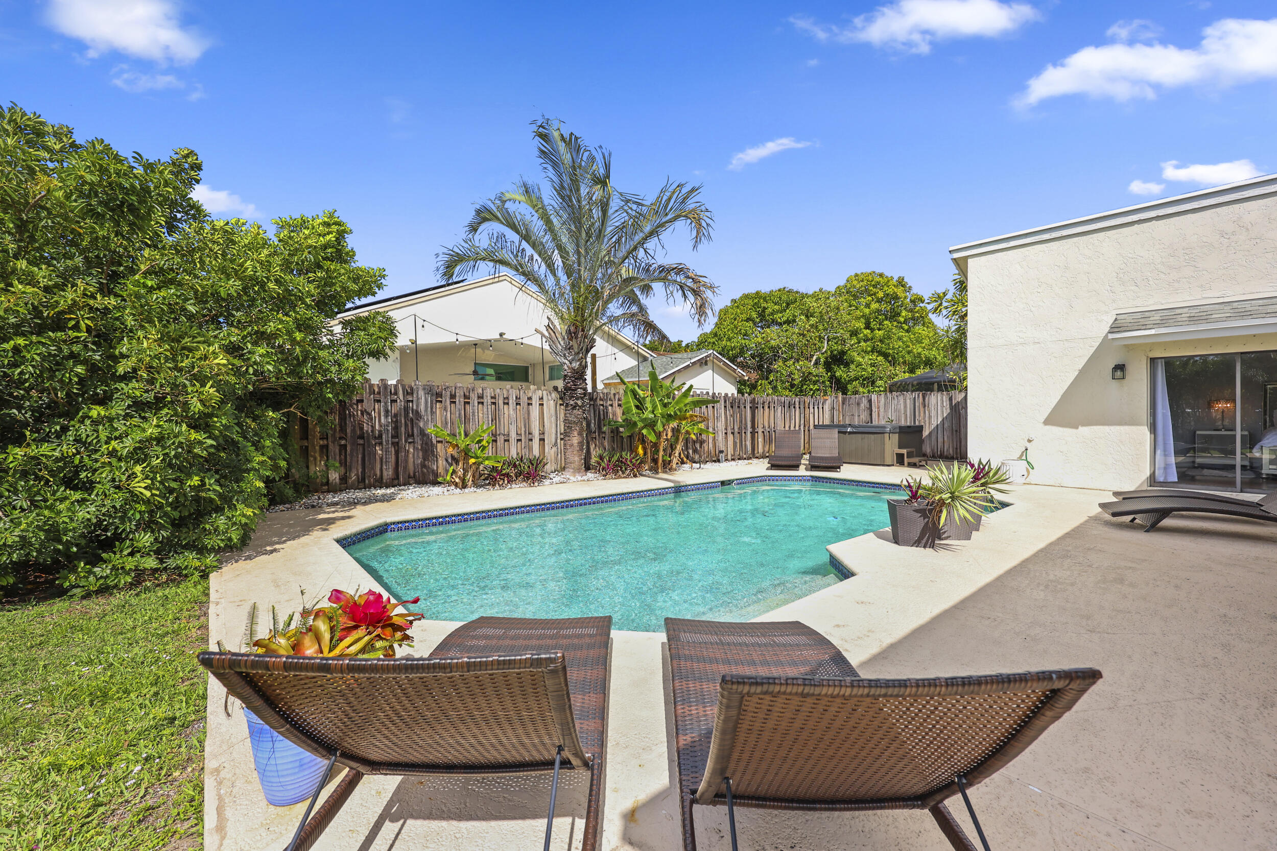 21059 Rustlewood Avenue Boca Raton, FL 33428 - Photo 30 of 43 43_453a8212