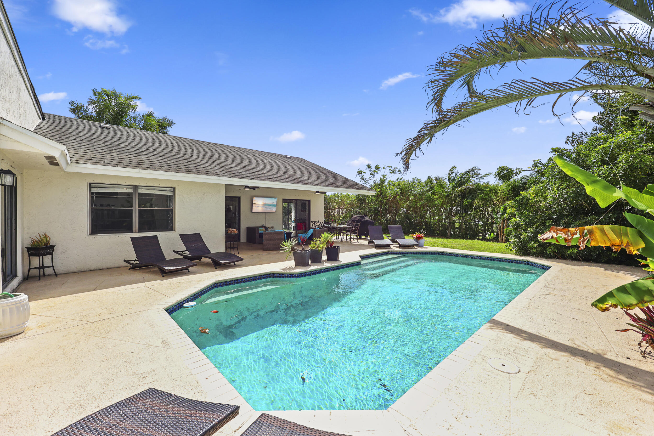 21059 Rustlewood Avenue Boca Raton, FL 33428 - Photo 32 of 43 46_453a8225