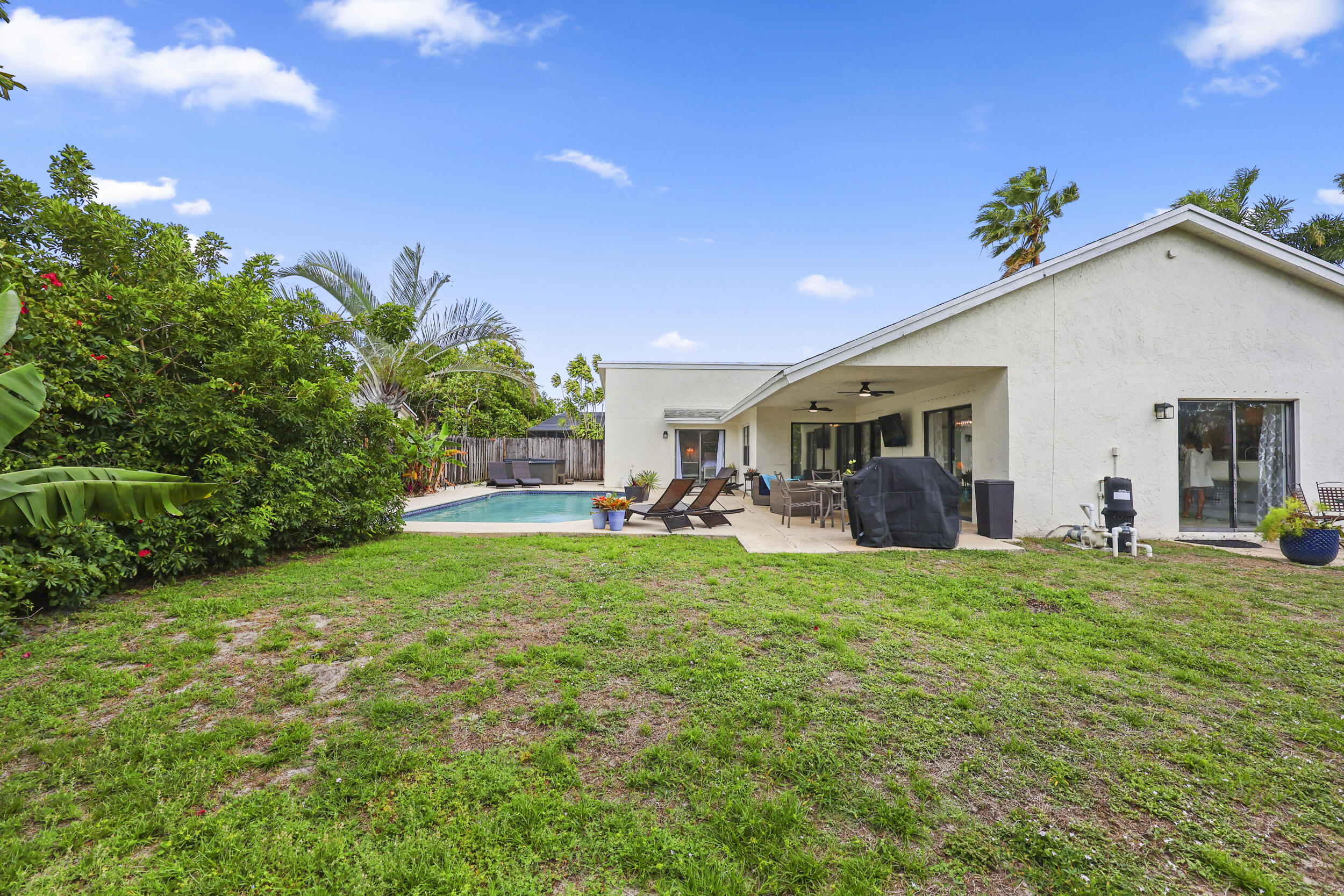 21059 Rustlewood Avenue Boca Raton, FL 33428 - Photo 38 of 43 49_453a8242