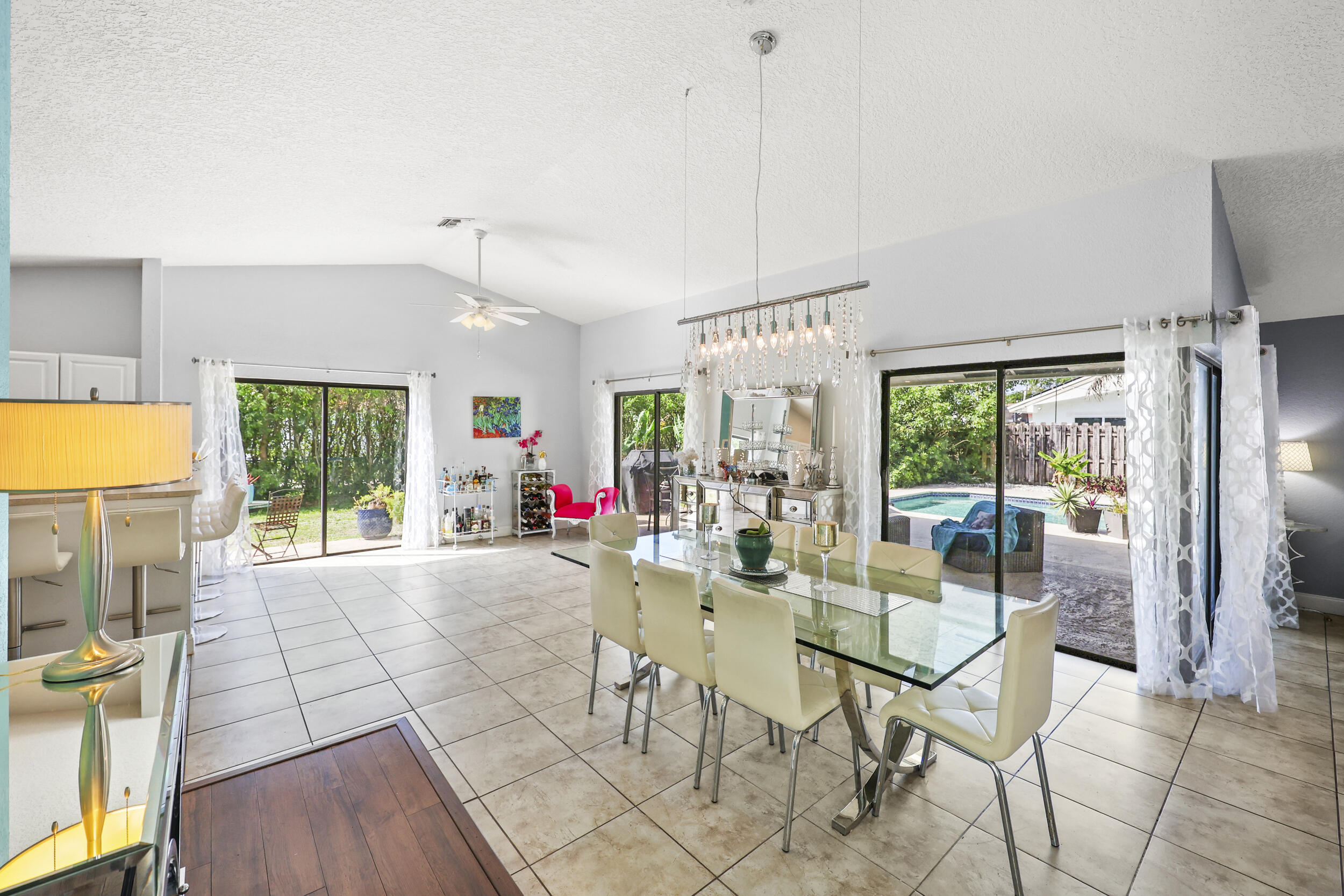 21059 Rustlewood Avenue Boca Raton, FL 33428 - Photo 4 of 43 453A8132