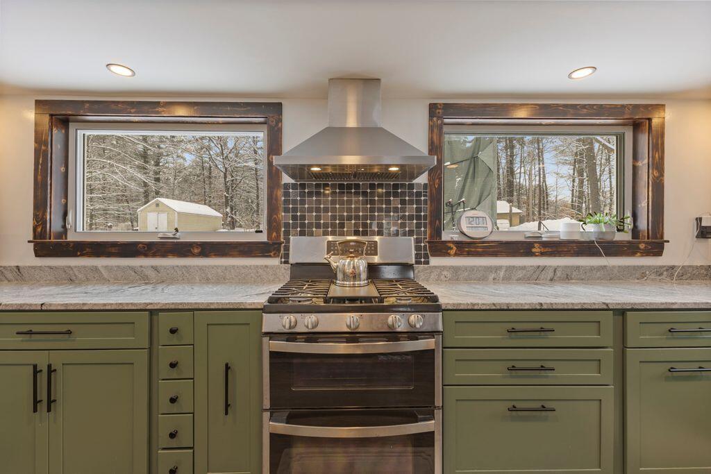 8 Emerson Drive Windham, ME 04062 - Photo 19 of 57 17__V5A8869