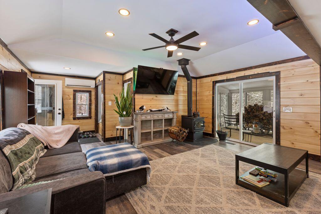 8 Emerson Drive Windham, ME 04062 - Photo 9 of 57 7__V5A8878