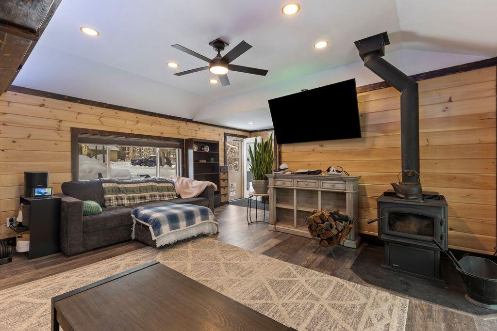 8 Emerson Drive Windham, ME 04062 - Photo 10 of 57 8__V5A8911