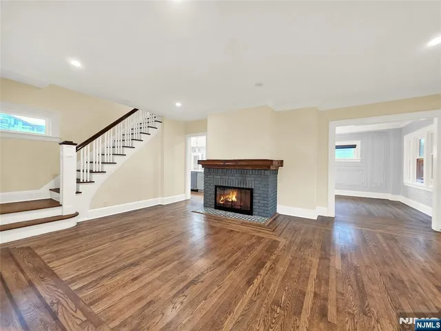 $950,000 | 15-09 Morlot Avenue, Fair Lawn, NJ 07410