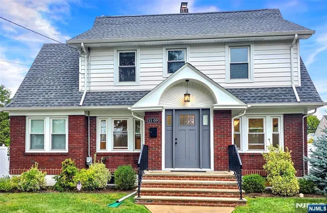 $950,000 | 15-09 Morlot Avenue, Fair Lawn, NJ 07410