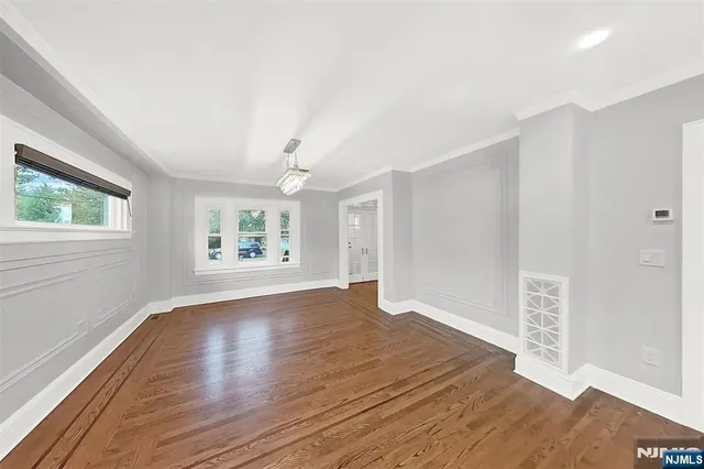 $950,000 | 15-09 Morlot Avenue, Fair Lawn, NJ 07410