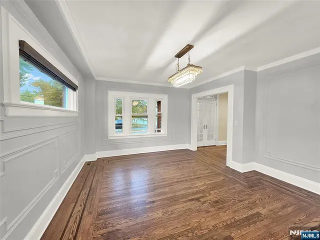 $950,000 | 15-09 Morlot Avenue, Fair Lawn, NJ 07410