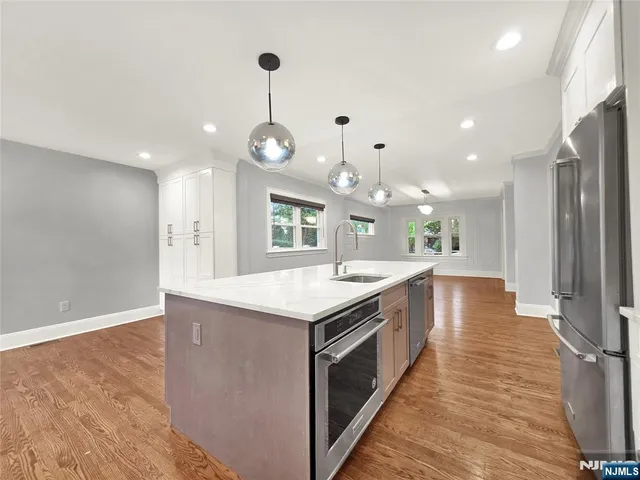 $950,000 | 15-09 Morlot Avenue, Fair Lawn, NJ 07410