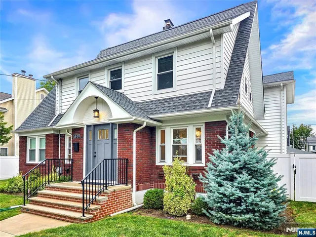 $950,000 | 15-09 Morlot Avenue, Fair Lawn, NJ 07410