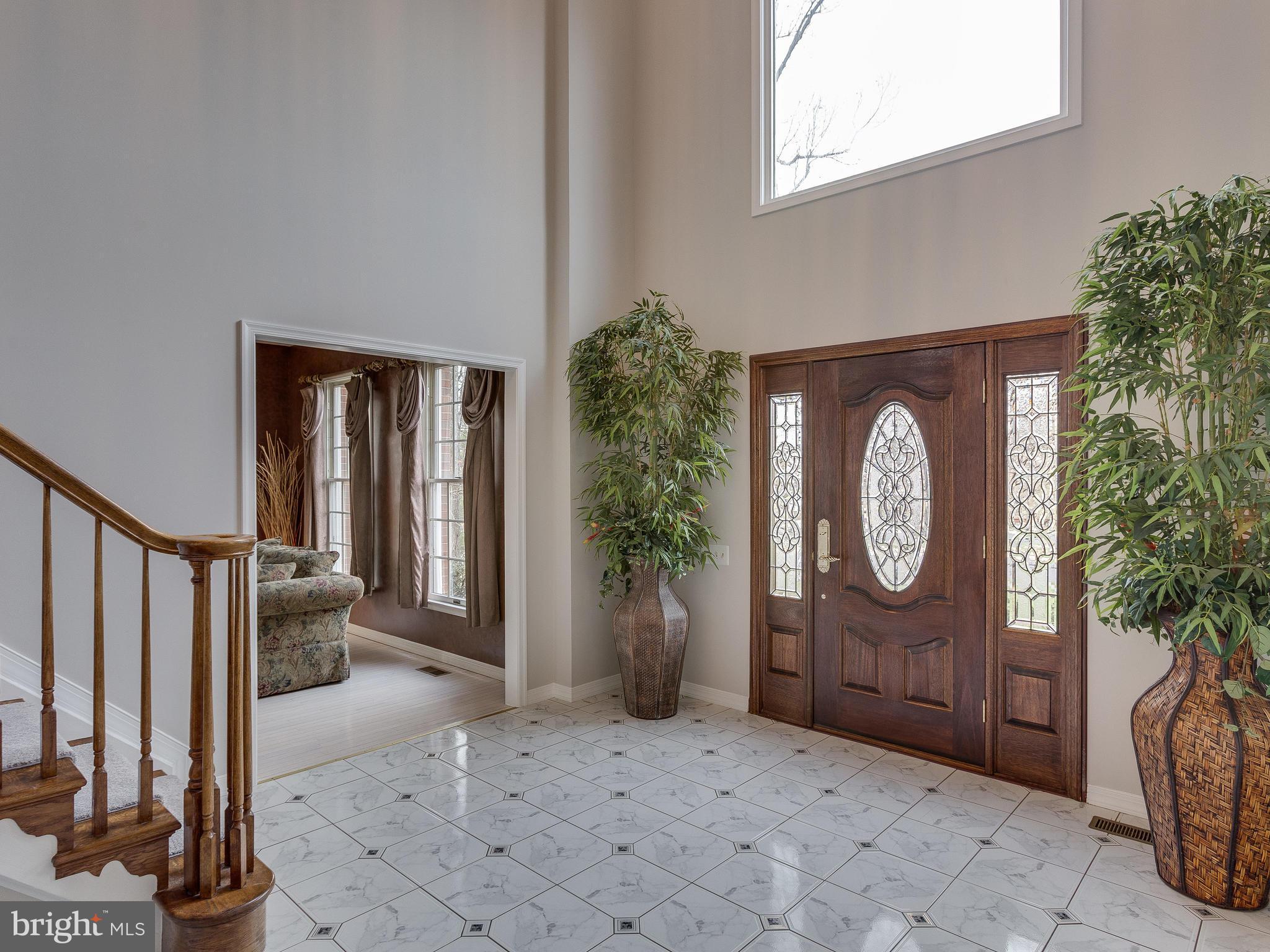 5613 Clifton Road Clifton, VA 20124 - Photo 20 of 42 Foyer