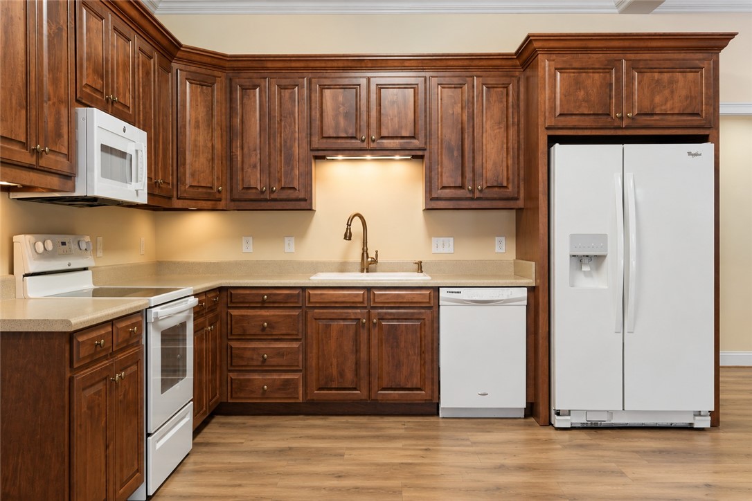 114 Willowbend Drive Anderson, SC 29621 - Photo 39 of 50 This spacious kitchen features ample cabinetry and modern appliances, perfect for everyday living.