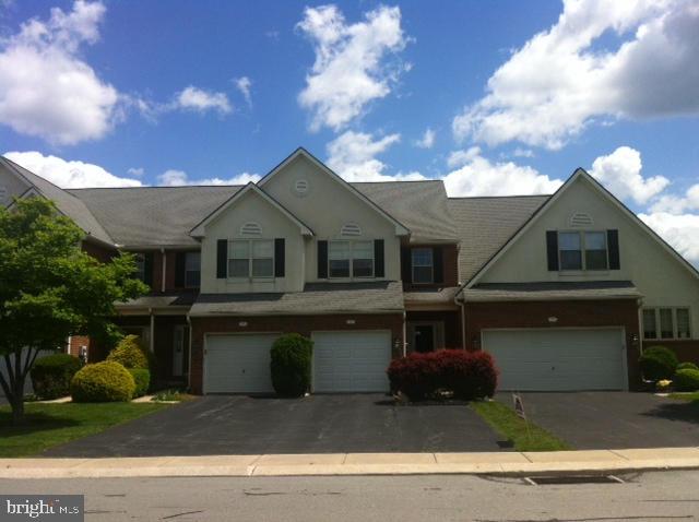 424 Stone Creek Road Lancaster, PA 17603 - Photo 2 of 37 Gallery Image 2