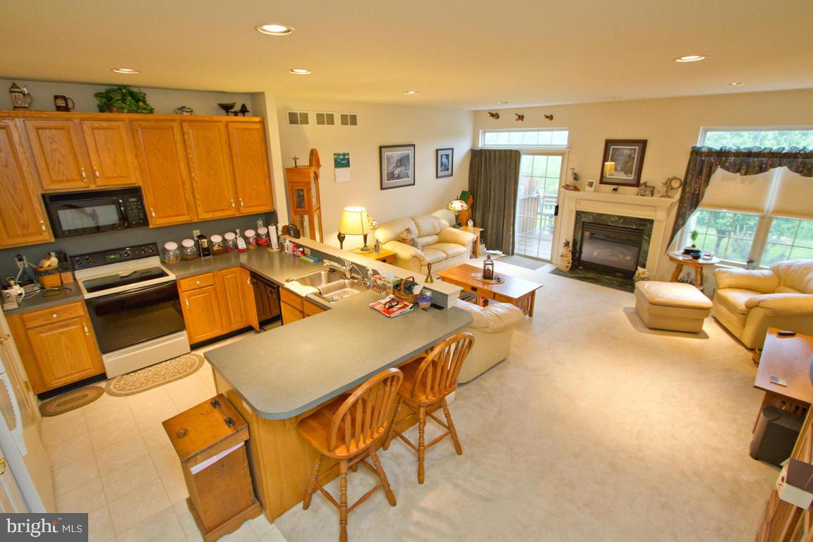 424 Stone Creek Road Lancaster, PA 17603 - Photo 10 of 37 Gallery Image 10