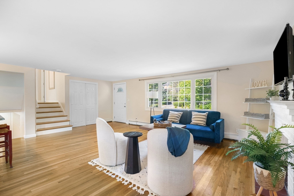 221 Totten Pond Road Waltham, MA 02451 - Photo 10 of 37