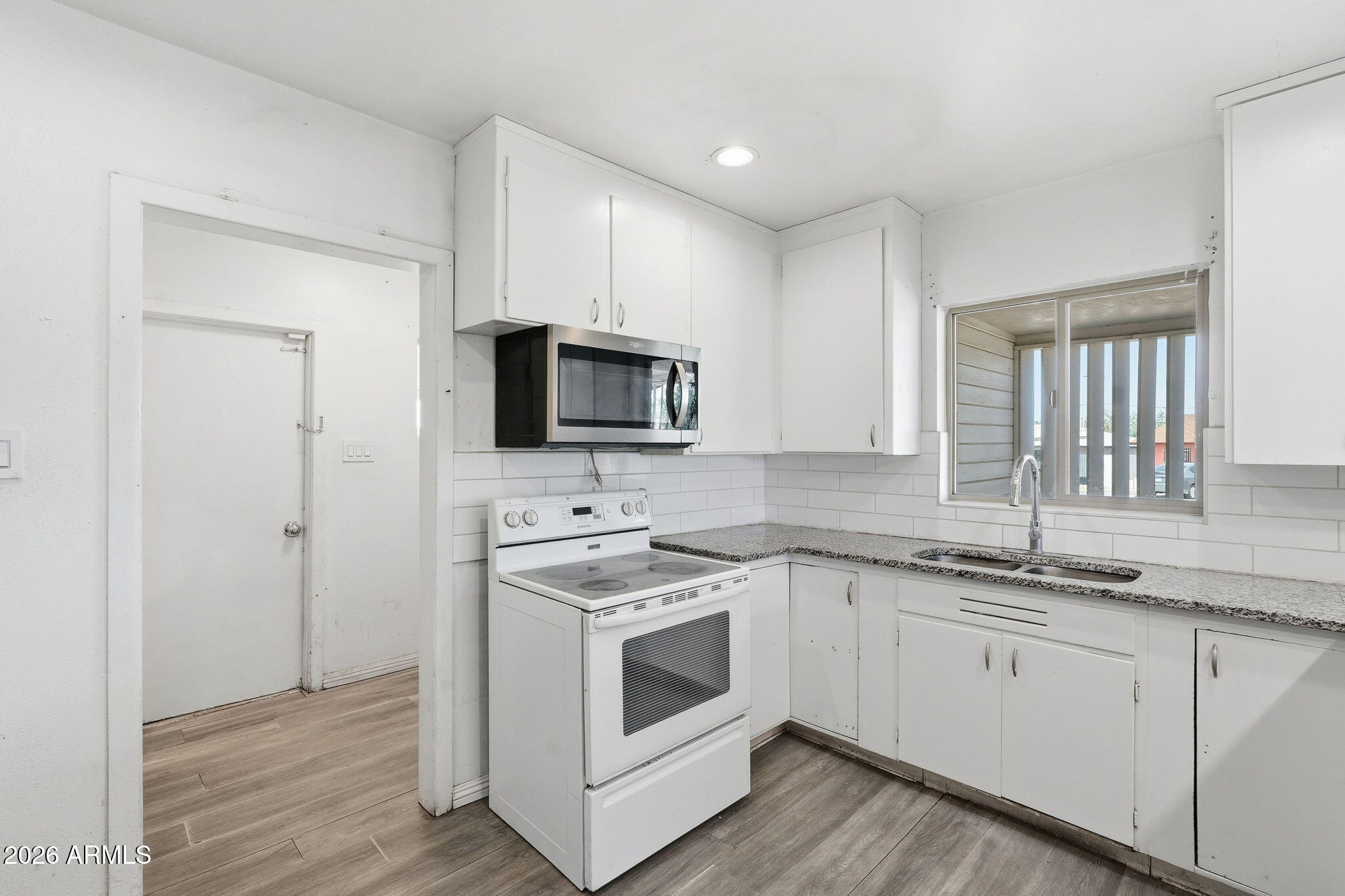 101 West Harwell Rd. Phoenix, AZ 85041 - Photo 10 of 20 012_ListerPros