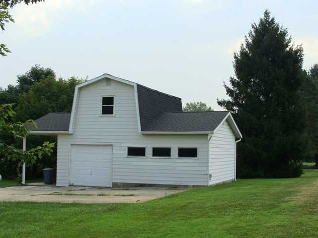 4759 Watkins Road Southwest Pataskala, OH 43062 - Photo 3 of 18