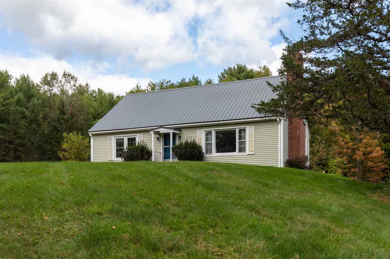244 Mill Pond Road Nottingham, NH 03290 - Photo 2 of 39
