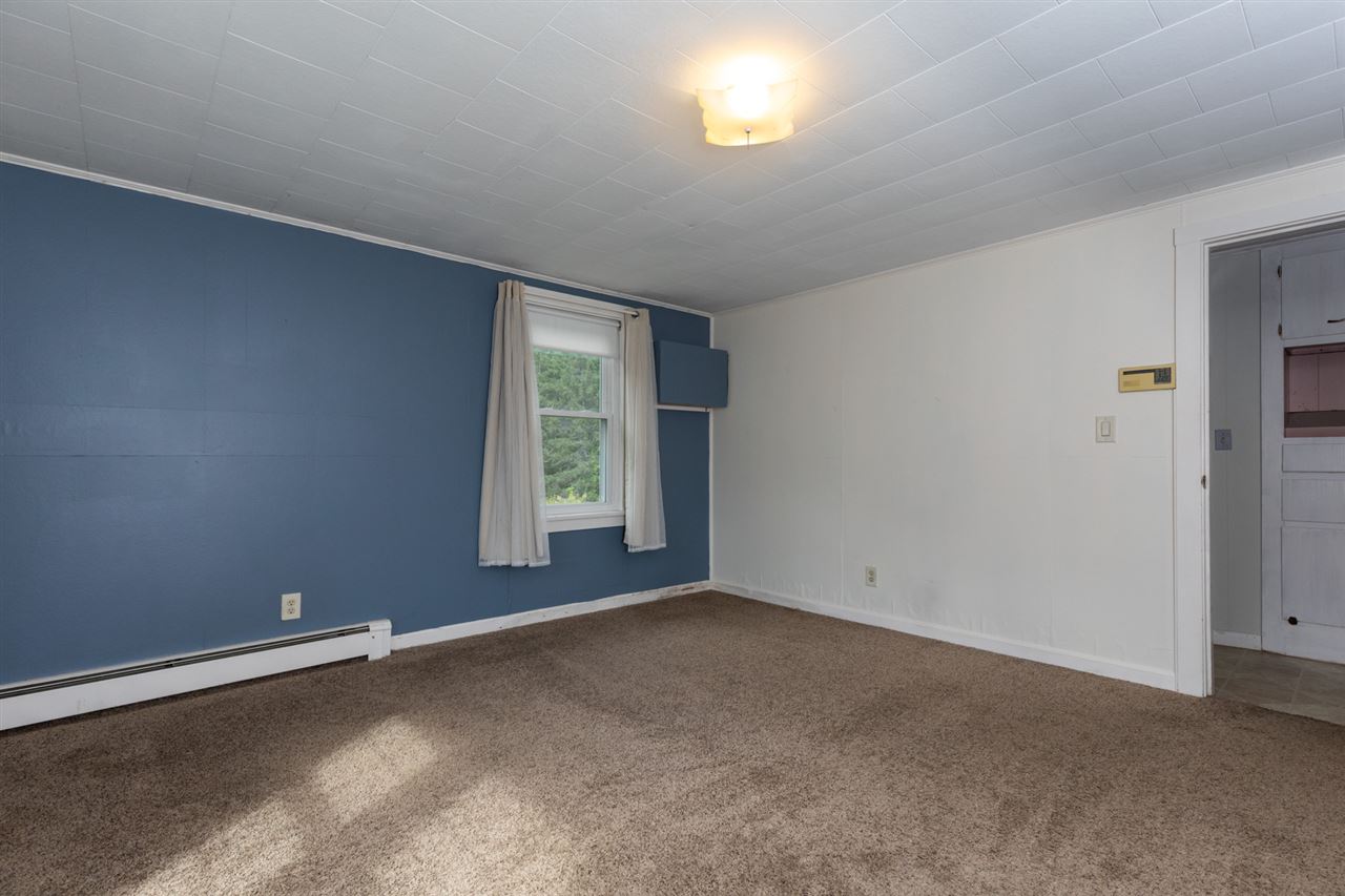 244 Mill Pond Road Nottingham, NH 03290 - Photo 22 of 39