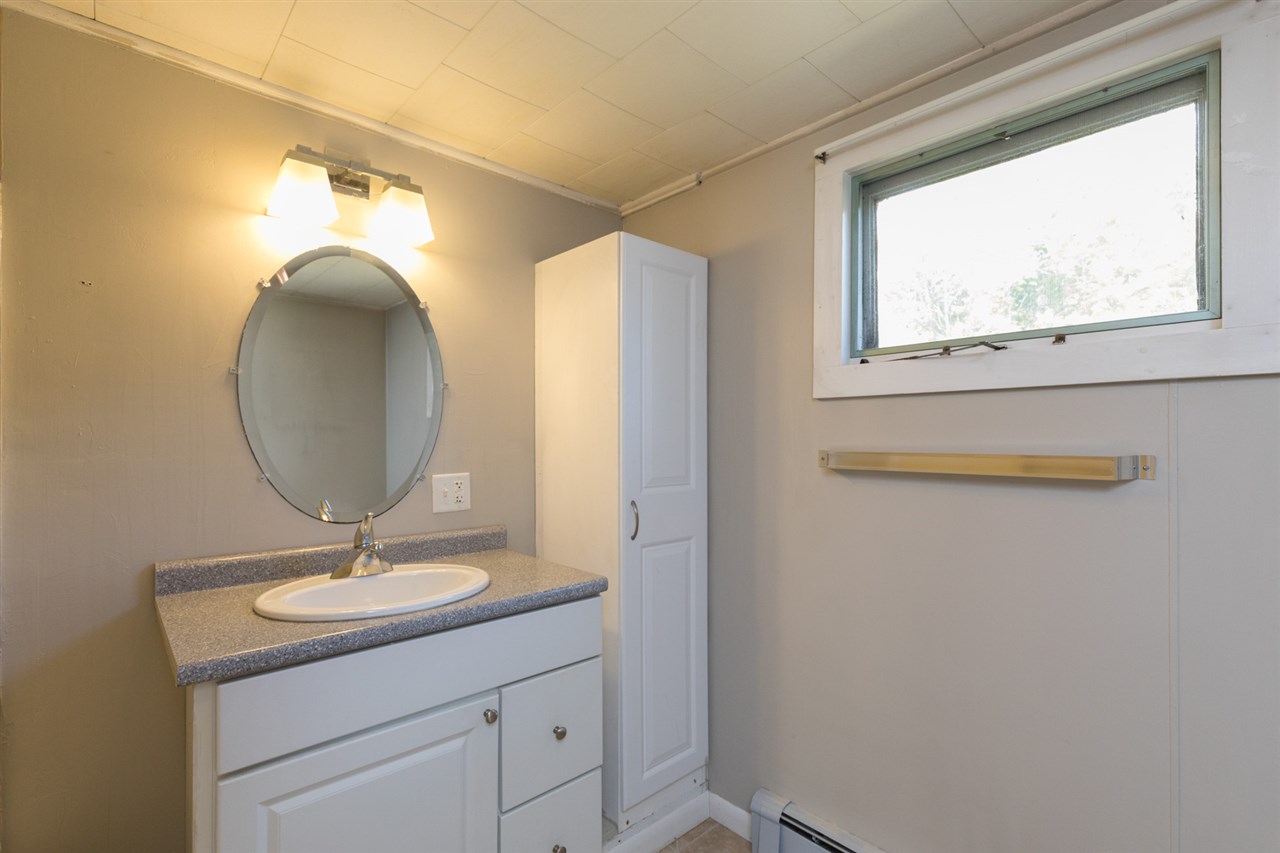 244 Mill Pond Road Nottingham, NH 03290 - Photo 25 of 39