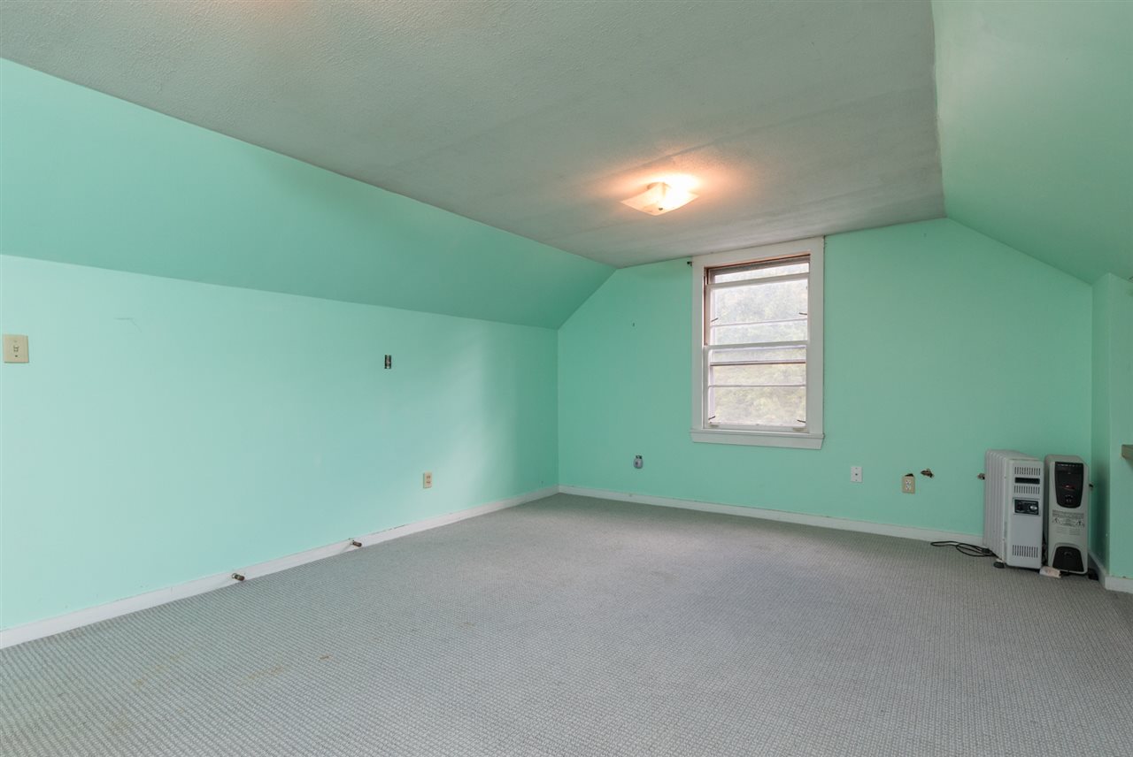 244 Mill Pond Road Nottingham, NH 03290 - Photo 27 of 39