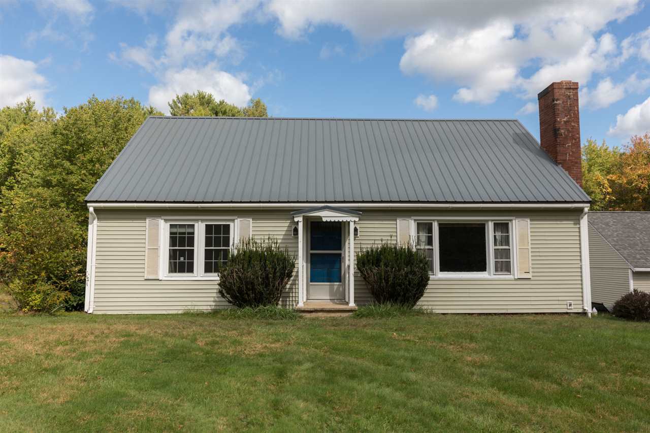 244 Mill Pond Road Nottingham, NH 03290 - Photo 4 of 39