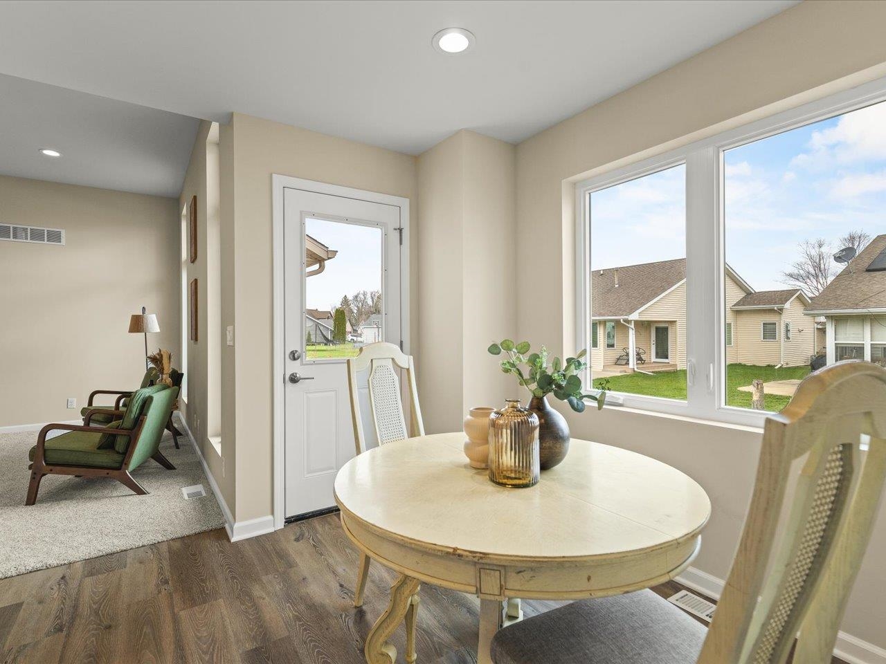 311 East Pershing Road Stillman Valley, IL 61084 - Photo 9 of 34