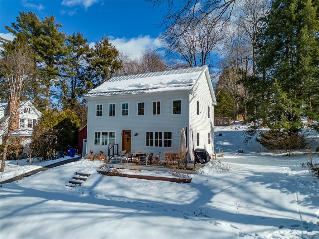 30 Blue Hills Road Amherst, MA 01002 - Photo 3 of 36 Gallery Image 3