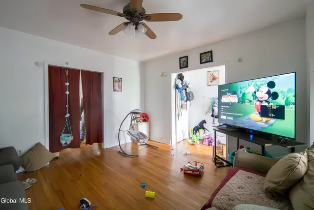 $385,000 | 874 Warren Street, Albany, NY 12208