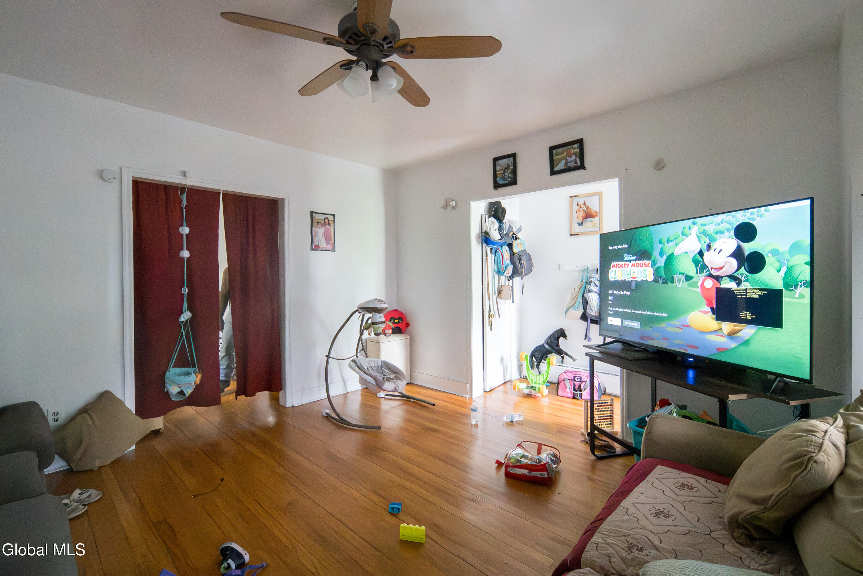 874 Warren Street Albany, NY 12208 - Photo 2 of 44 002