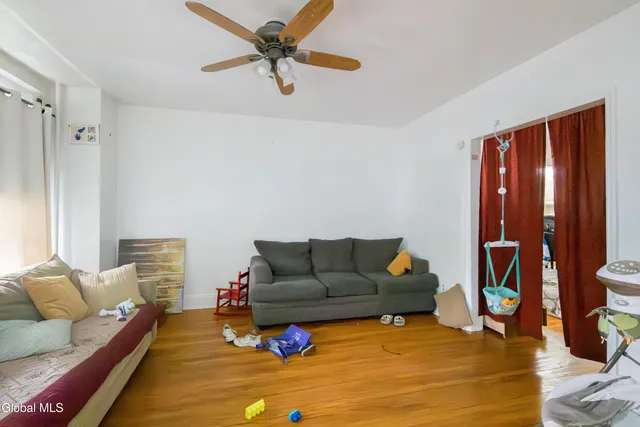 $385,000 | 874 Warren Street, Albany, NY 12208