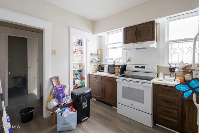 $385,000 | 874 Warren Street, Albany, NY 12208