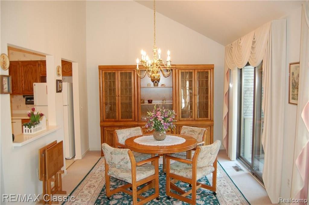 669 Camden Court Rochester Hills, MI 48307 - Photo 7 of 19