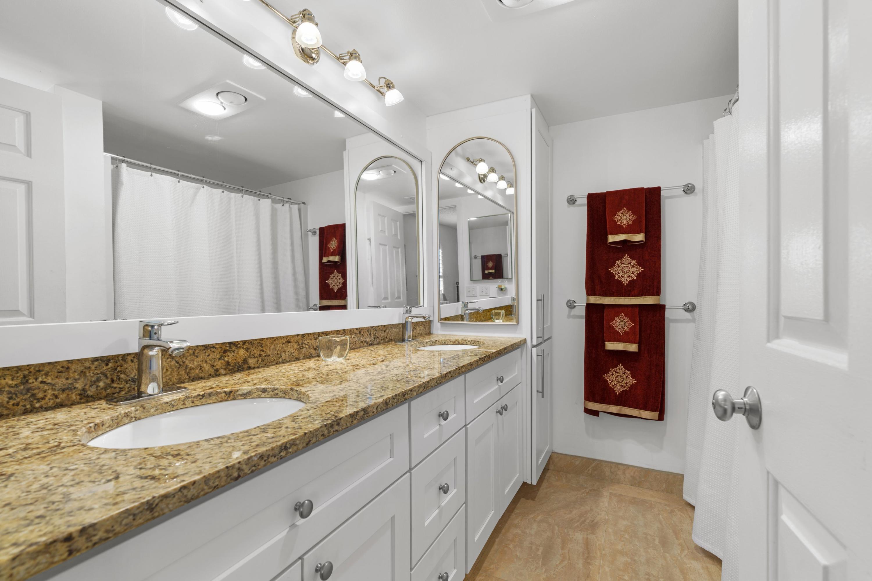 1280 Surf Road, Unit 101 Singer Island, FL 33404 - Photo 7 of 19 DSC03476.jpg-SMALL.JPG