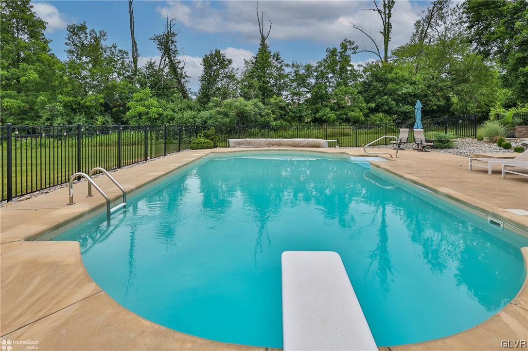 463 North Penn Dixie Road Bath, PA 18014 - Photo 31 of 40 Gallery Image 31