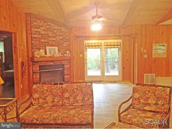 121 Evergreen Road Bethany Beach, DE 19930 - Photo 18 of 19 Gallery Image 18