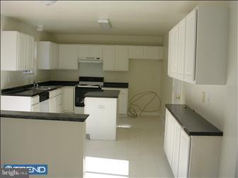 29 Savoy Road Newark, DE 19702 - Photo 4 of 5 Kitchen