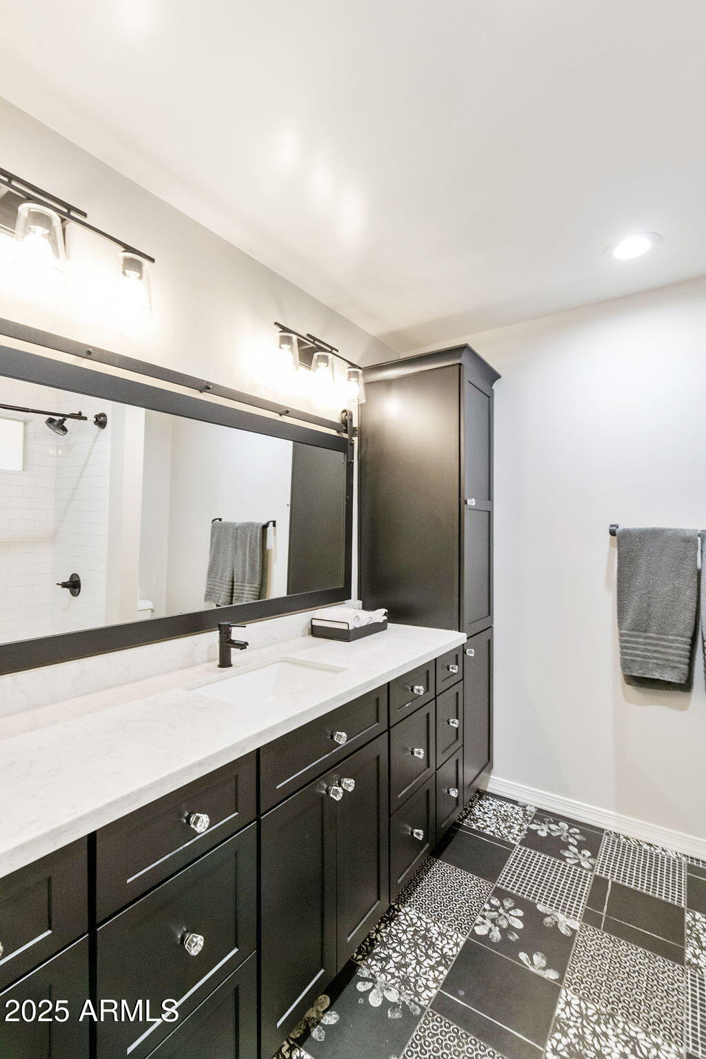 1902 East Redfield Road Tempe, AZ 85283 - Photo 38 of 60 26-web-or-mls-DLB_1616