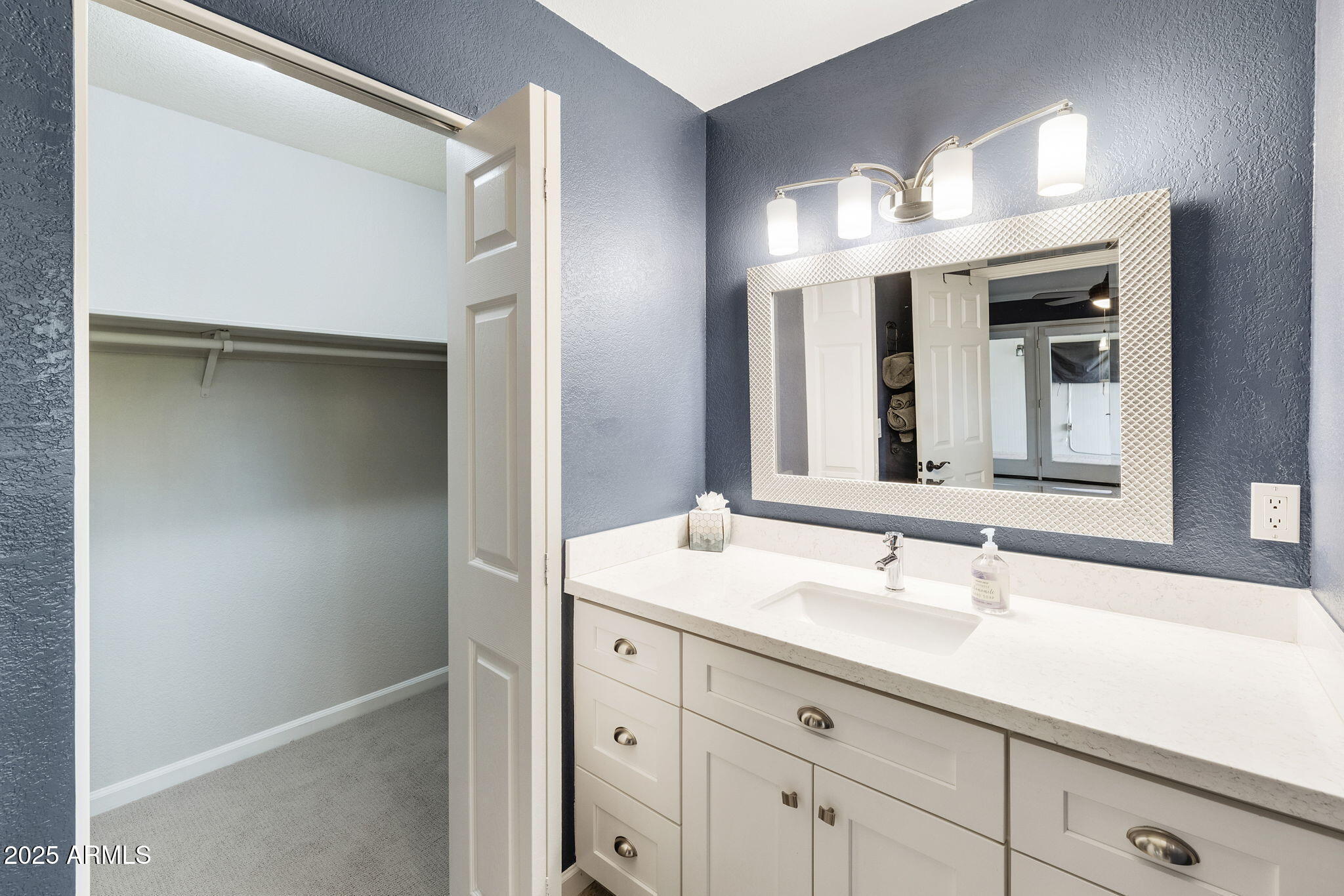 1902 East Redfield Road Tempe, AZ 85283 - Photo 52 of 60 72-web-or-mls-dlb_1734-dlb_1738