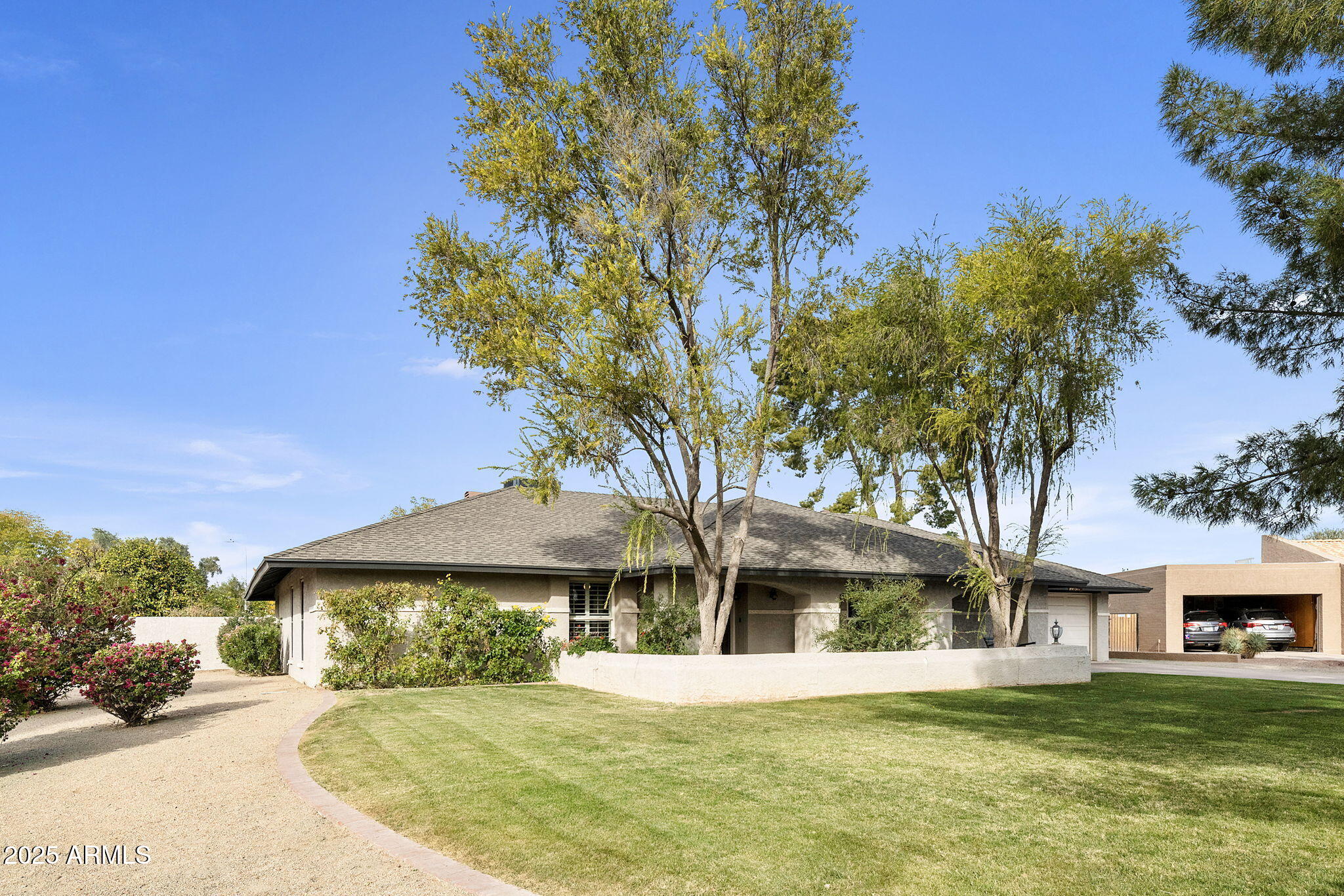 1902 East Redfield Road Tempe, AZ 85283 - Photo 6 of 60 19-web-or-mls-DLB_1608