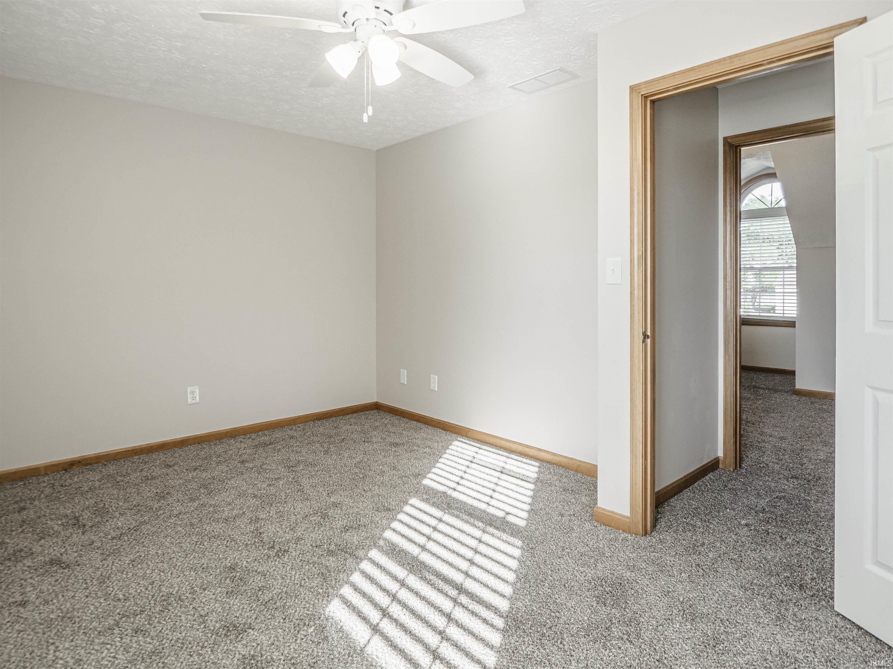 8506 Edinborough Road Evansville, IN 47725 - Photo 12 of 32