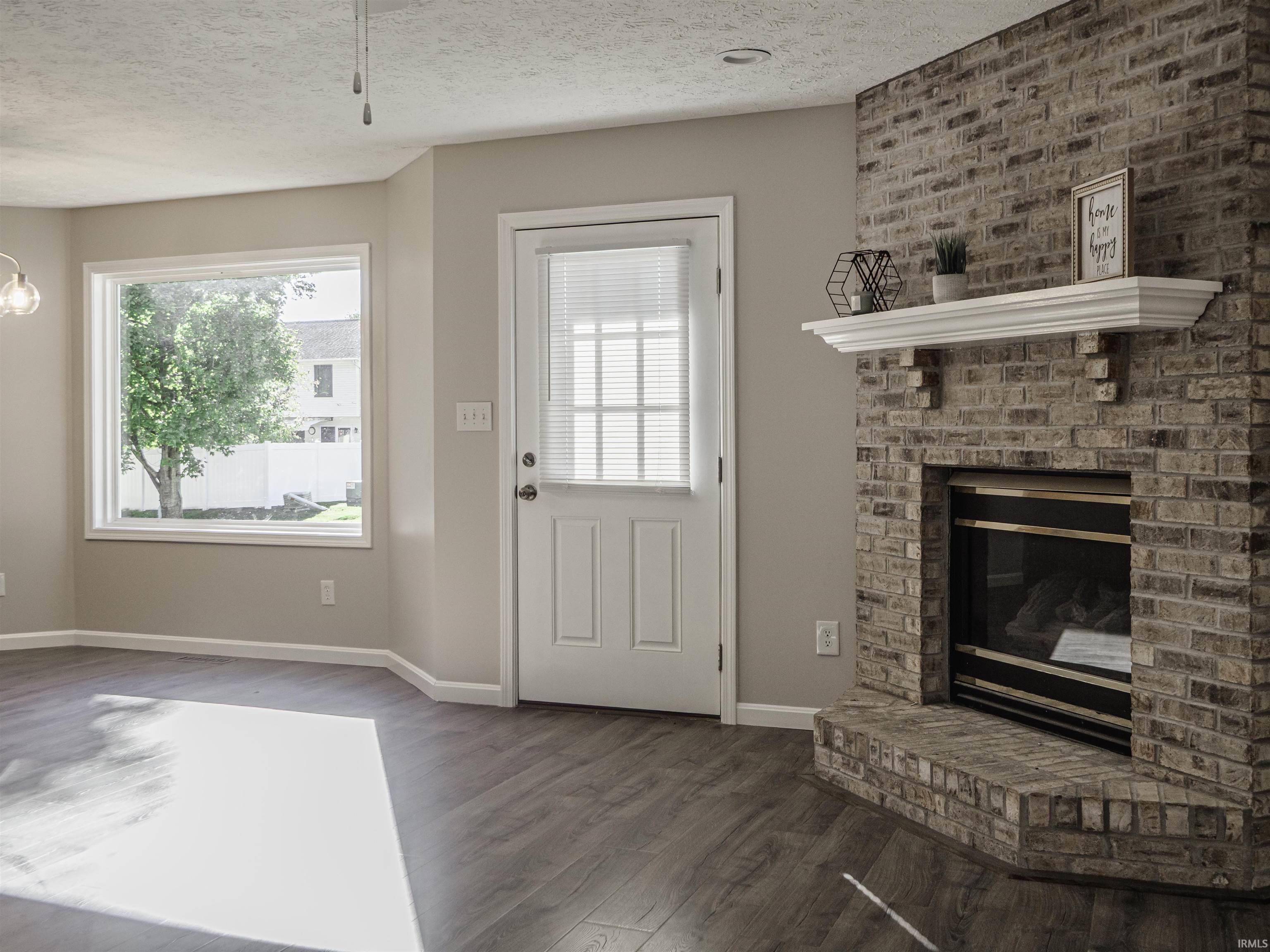 8506 Edinborough Road Evansville, IN 47725 - Photo 3 of 32