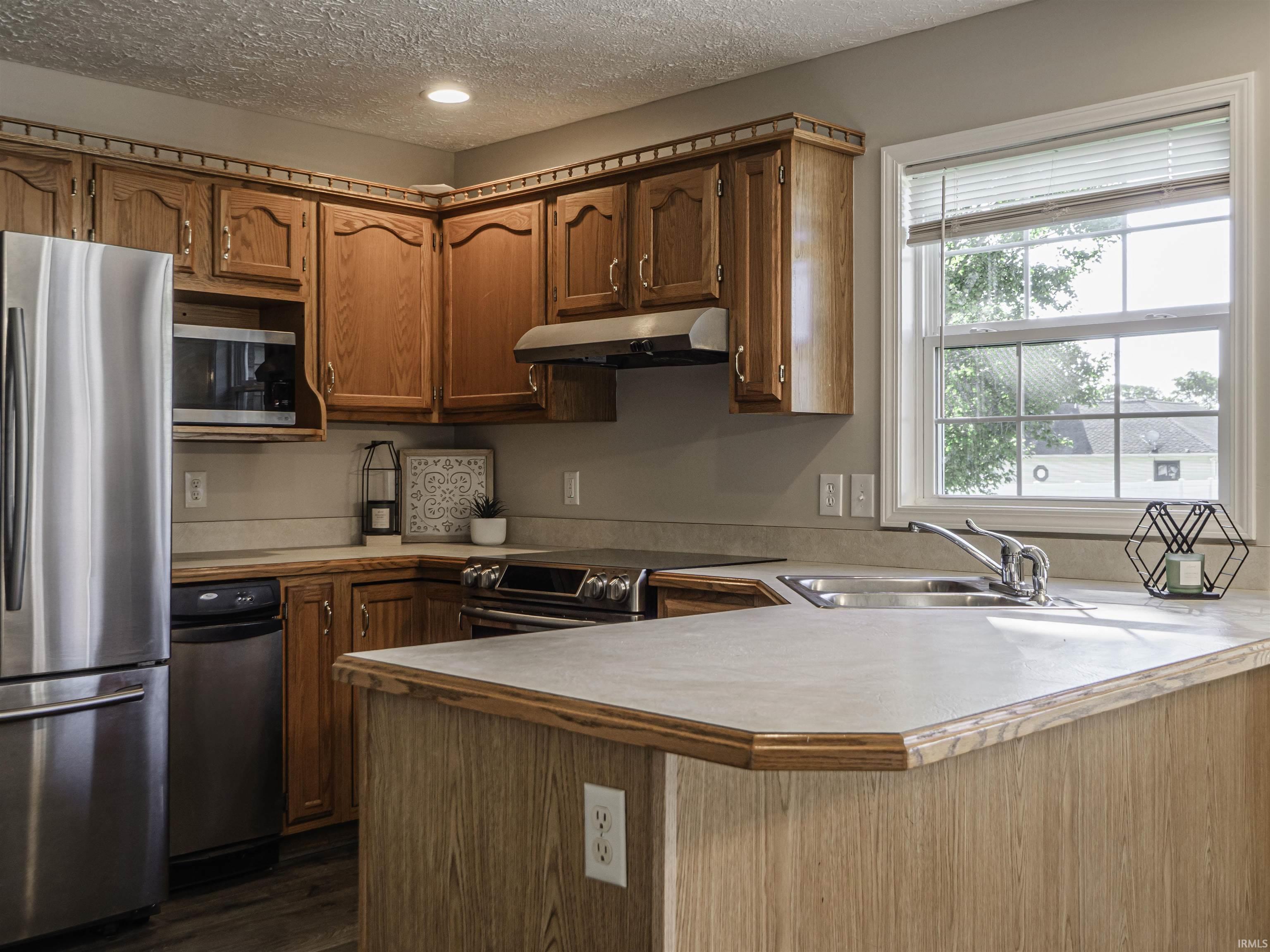 8506 Edinborough Road Evansville, IN 47725 - Photo 7 of 32