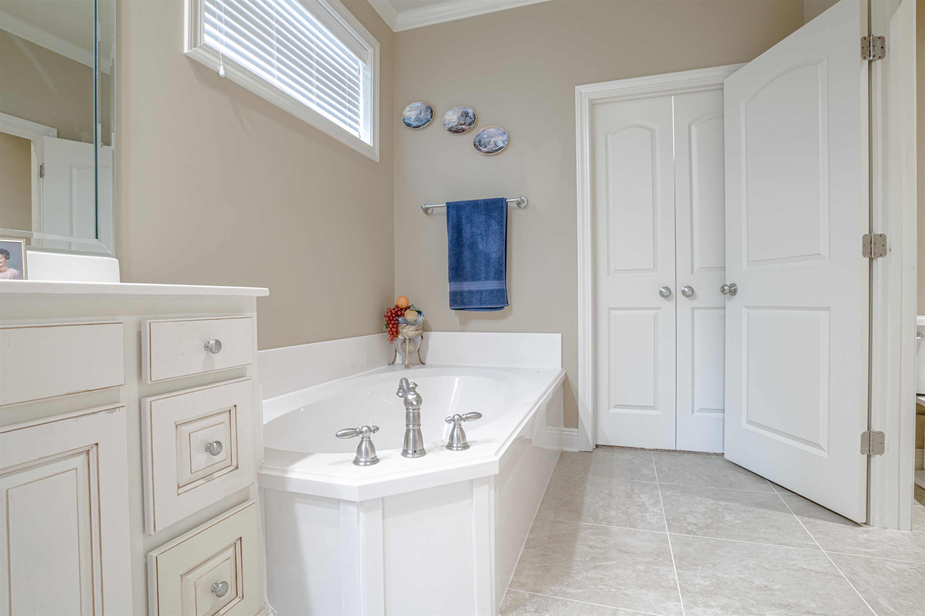 30155 Green Court Daphne, AL 36527 - Photo 14 of 46 Primary Bathroom