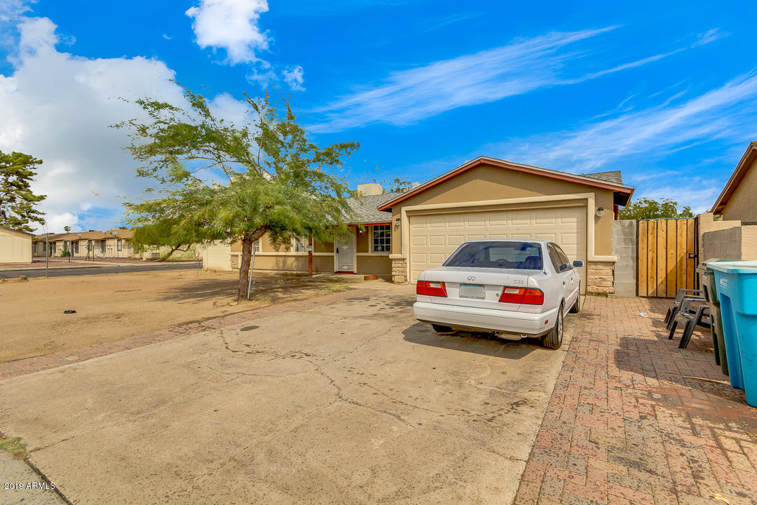 6258 West Almeria Road Phoenix, AZ 85035 - Photo 4 of 36 04-Almeria