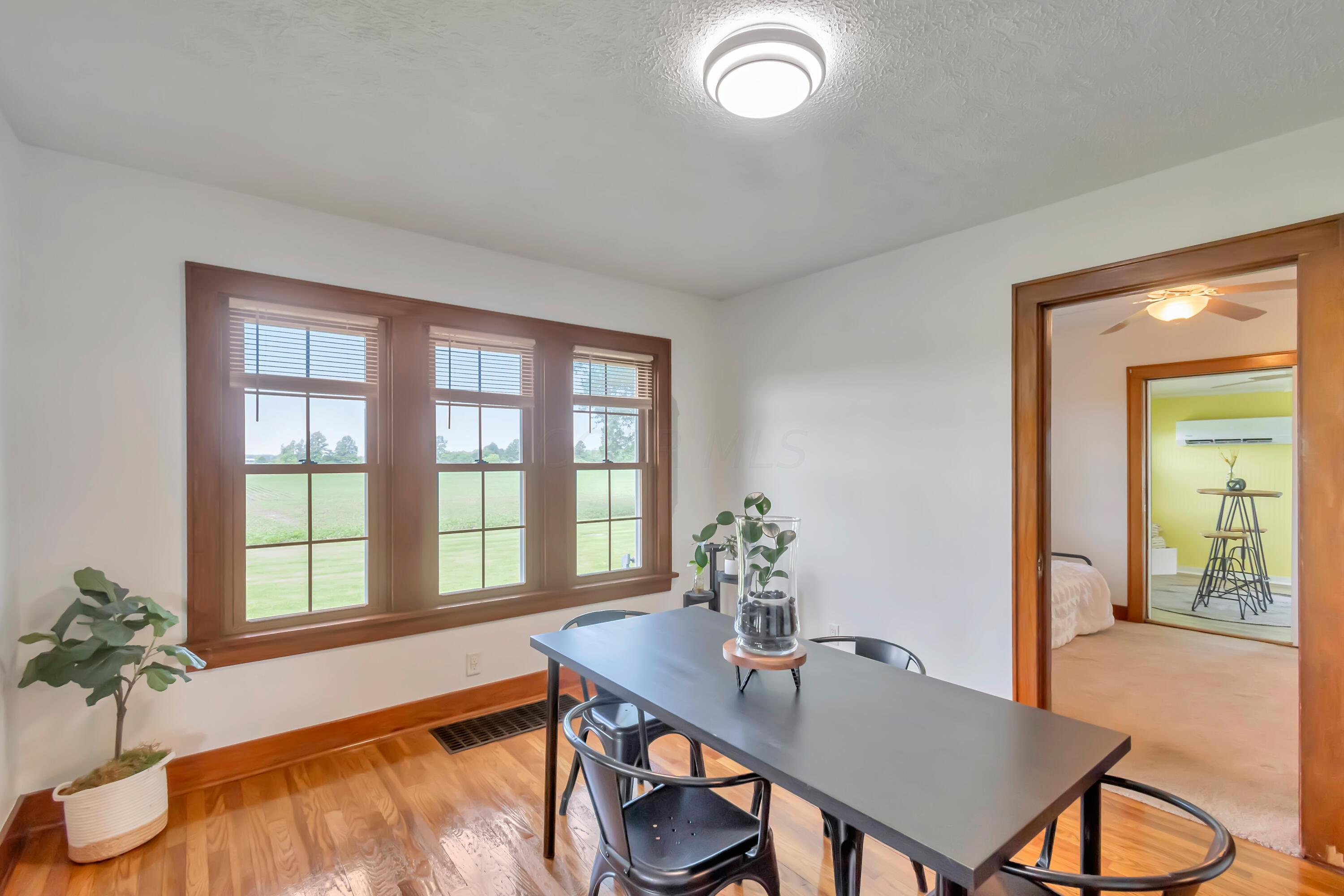 5232 Seiter Road Marion, OH 43302 - Photo 4 of 41 F8_5232_Seiter_019